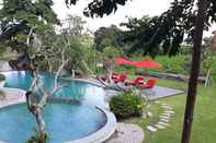 Swimming Pool Taulan Villa by Social Hideout Bali