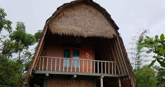 Lobby Balekambang Cottage by Nendi