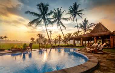 Swimming Pool 2 Gopalan Borobudur