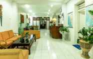 Lobi 3 Kartini Hotel