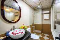 Phòng tắm bên trong Golden Lotus Hotel Sapa