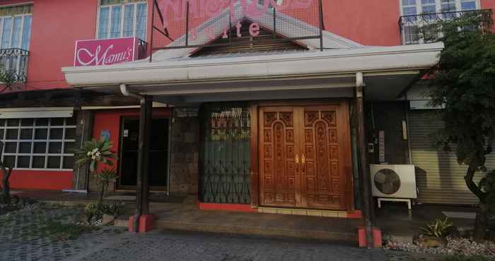 Exterior OYO 579 Anisabel Suites