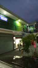 Bangunan 4 Rizzyfina Commercial Plaza