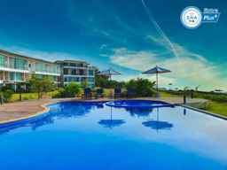 The Beach Resort and Residence, Rp 1.272.580
