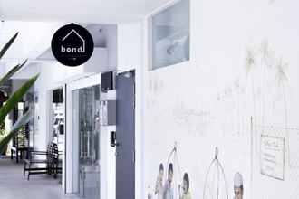 Bangunan 4 Bond Boutique Capsule Hotel