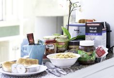 レストラン 6 Bond Boutique Capsule Hotel