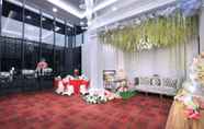 Dewan Majlis 5 Harper Palembang by ASTON