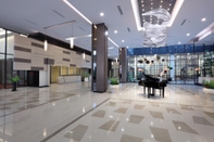 Lobby Harper Palembang by ASTON