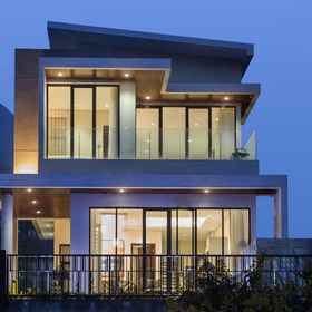 빌라 알콜라 1, Batu Moksa Dewi Anjarwati 호텔