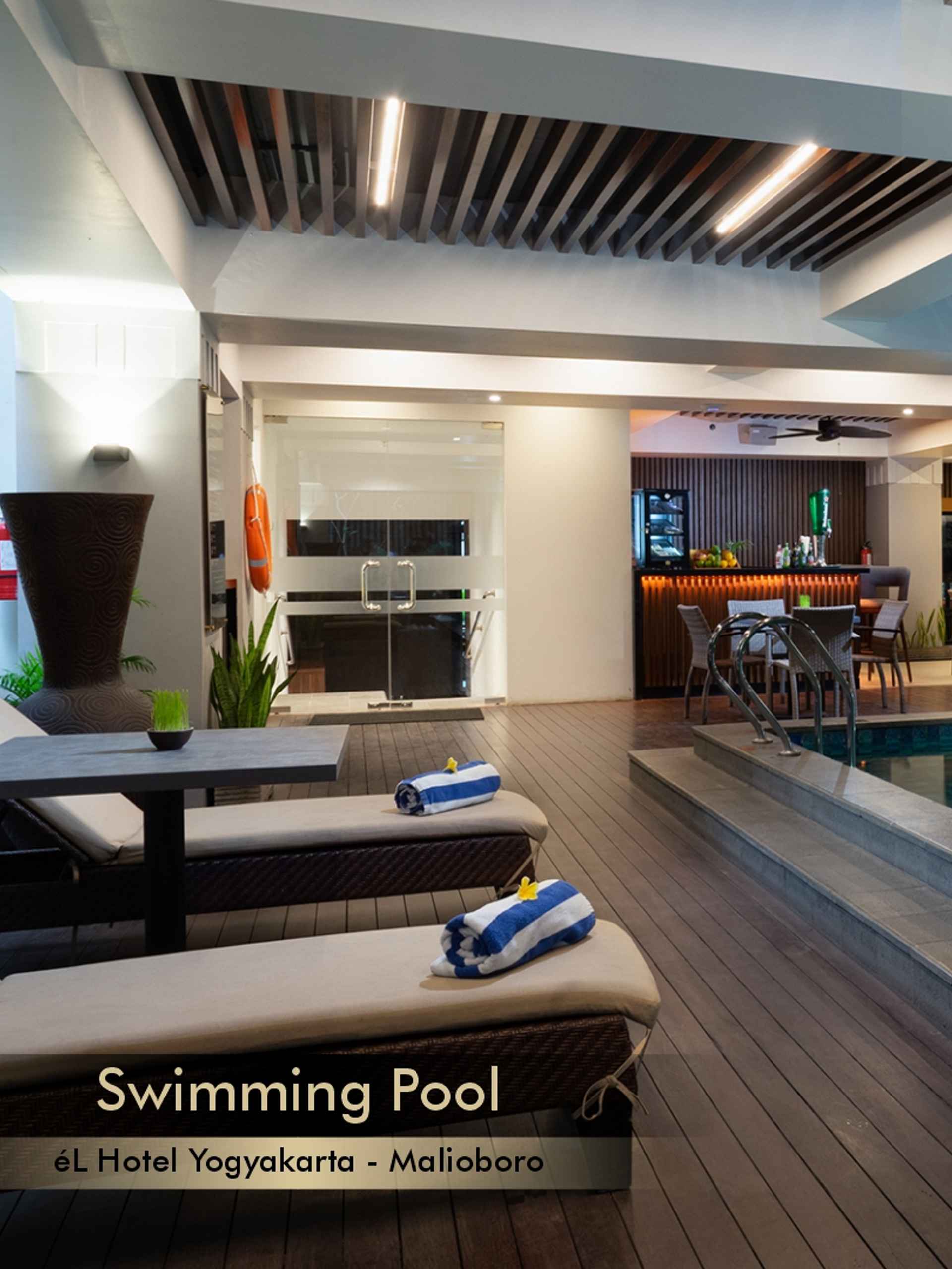 Swimming Pool eL Hotel Yogyakarta Malioboro