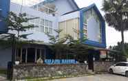 Exterior 2 Grand Mahoni Hotel