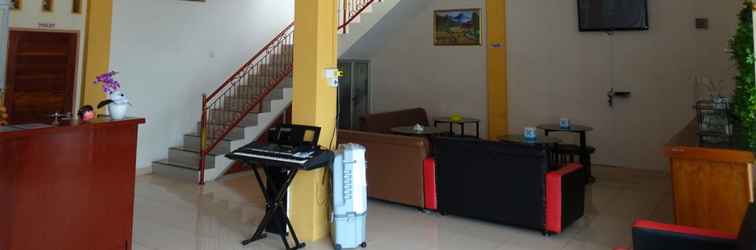 Lobby Penginapan Intan Bandara