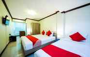 Kamar Tidur 7 OYO 118 Beach Walk Stay