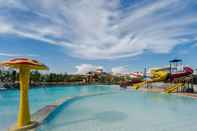 Swimming Pool Espacio Verde Resort