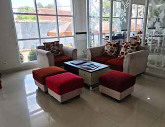 Lobby 2 Jorrel Inn Banyuwangi