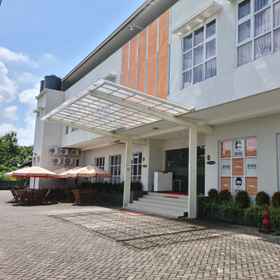 Exterior / Building 1 Jorrel Inn Banyuwangi, Alfamart Pulau Merah Sumberagung (Tasya Mart) Hotels