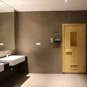 สถานประกอบการ Bangsar Homestay 1, โรงแรม & ที่พัก East Tower UMMC