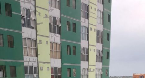 Luar Bangunan 2 2 Bedrooms Dian Regency Apartment