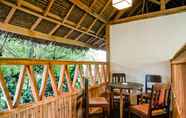 บาร์ คาเฟ่ และเลานจ์ 7 Backpacker Kawah Ijen Homestay & Dormitory