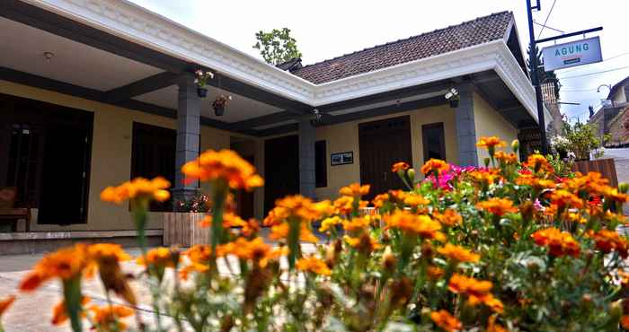 Exterior Cozy Homestay Agung by Damandiri Selo