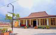 Exterior 5 Cozy Homestay Indah Lestari by Damandiri Selo