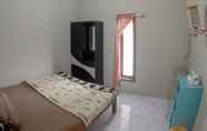 Kamar Tidur 3 Cozy Homestay Isnalitha by Damandiri Selo