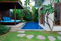 Swimming Pool The Kings Villa and Spa Sanur