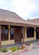 EXTERIOR_BUILDING Cozy Homestay Santika by Damandiri Selo