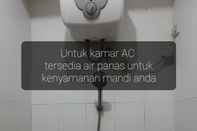 Toilet Kamar Kost Carmelia Syariah Baranangsiang