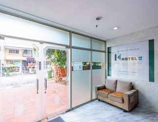 Lobi 2 K Hotel 12