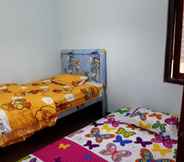 In-room Bathroom 5 Nia 32 Homestay