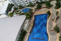 สระว่ายน้ำ Apartment Jumbo 2 Bedroom at Tanglin Griya Gailen 5 (ELV)