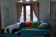 Kamar Tidur Full House 3 Bedroom at Villa Rumah Nenek 3