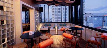 Bar, Cafe and Lounge 2 Zoom Hotel Mulawarman