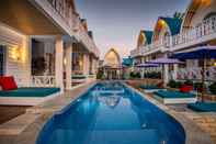 Swimming Pool Santorini Beach Resort 