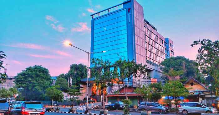 Exterior Luminor Hotel Kota Jakarta By WH