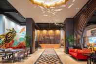 Lobby Luminor Hotel Kota Jakarta By WH