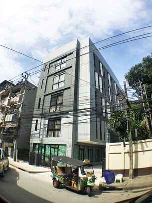 28 Place, THB 962.90
