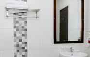 Toilet Kamar 6 Heavenly Land Family Hotel