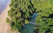 Tempat Tarikan Berdekatan 5 Arkadia Beach Resort Underground River