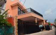 Exterior 2 J4 Homestay