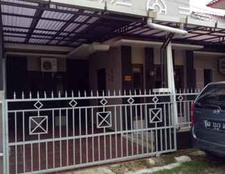 Bangunan 2 Pitu Homestay