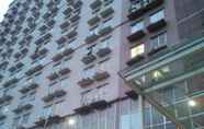 Exterior 5 JNY Apartment Suhat