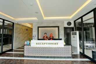 Lobi 4 Deli Hotel