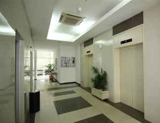 Lobi 2 Apartemen Sentra Timur by Central East Property