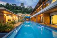 ภายนอกอาคาร Chermantra Aonang Resort and Pool Suite