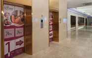 Lobby 7 Avana Grand Hotel and Convention Centre