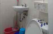 In-room Bathroom 3 RJ Beds of 6 at Kota Ayodhya