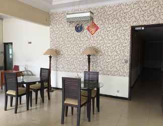 Bên ngoài 2 Executive Homestay