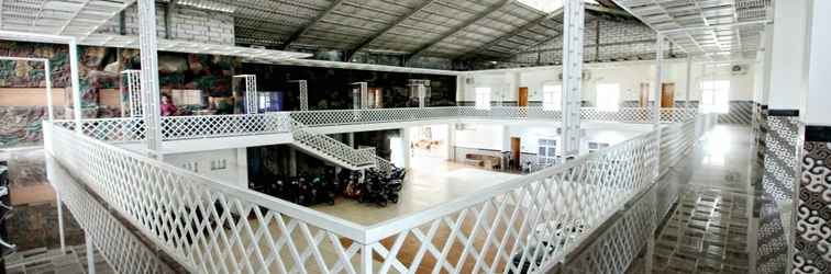 Lobby Cahaya Berlian Hotel 